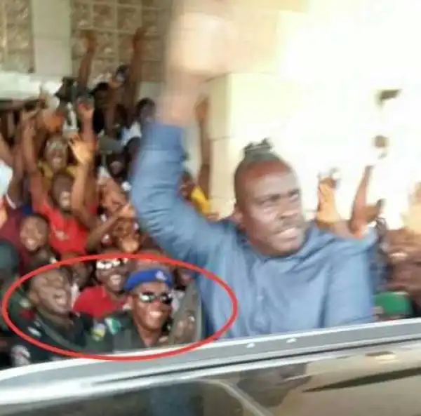 Policemen Pictured Celebrating James Ibori